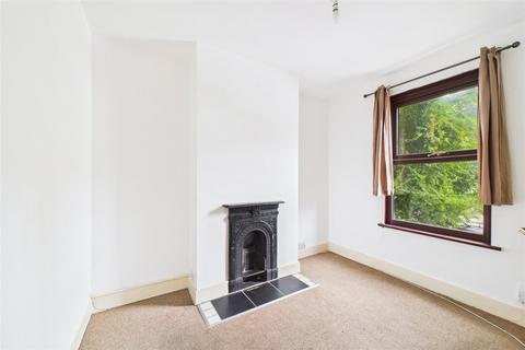 3 bedroom terraced house to rent, Elgar Road, Reading, Berkshire, RG2