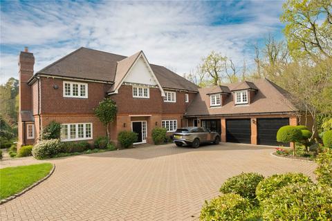 Percival Close, Oxshott, Leatherhead, Surrey, KT22