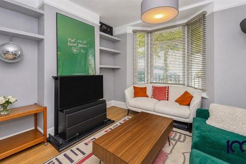 3 bedroom terraced house for sale, Bushberry Road, London, E9