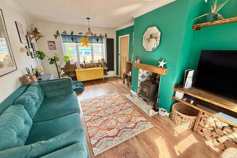 2 bedroom terraced house for sale, Warwick Road, Macclesfield