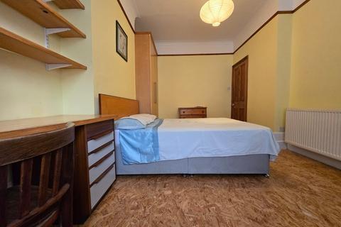 1 bedroom in a house share to rent, Nelson Road
