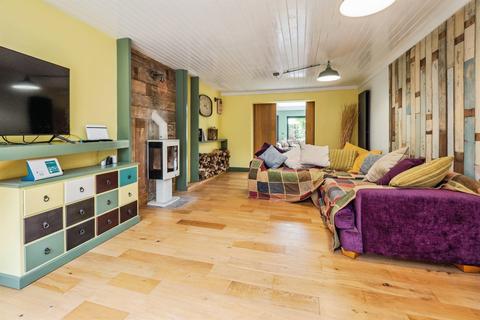 3 bedroom detached house for sale, Sellers Drive, Leconfield, Beverley