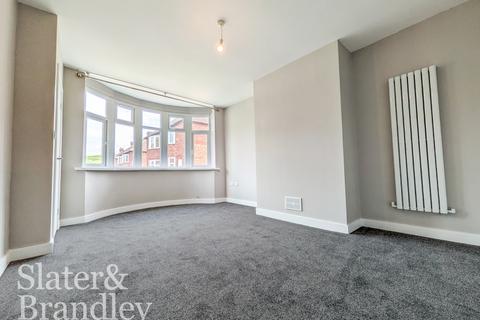 3 bedroom terraced house to rent, Hucknall, Nottingham, NG15