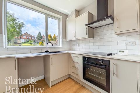 3 bedroom terraced house to rent, Hucknall, Nottingham, NG15