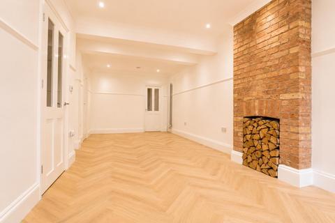 3 bedroom terraced house for sale, Goldsmith Road, London