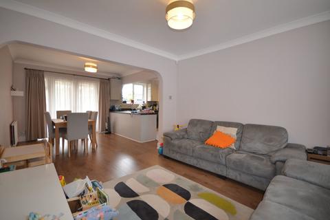 3 bedroom semi-detached house for sale, Kenmore Avenue, Kenton, HA3