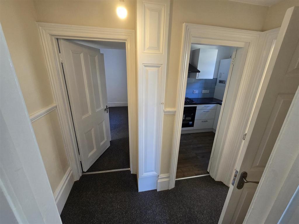 Apartment in Bournemouth, Springbourne - View 4