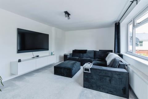 2 bedroom apartment for sale, Church Road, Ferndown