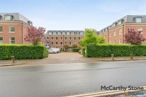 1 bedroom apartment for sale, Peel Court, College Way, Welwyn Garden City, Hertfordshire, AL8 6DG