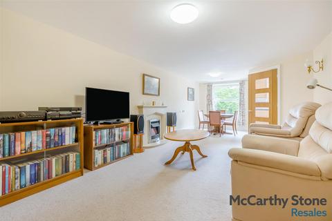1 bedroom apartment for sale, Peel Court, College Way, Welwyn Garden City, Hertfordshire, AL8 6DG