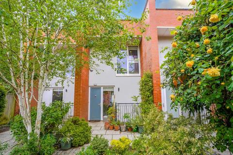 2 bedroom terraced house for sale, Devonshire Road, Forest Hill, London, SE23