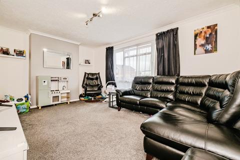 3 bedroom semi-detached house for sale, Tavy Road, Worthing
