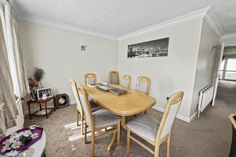 undefined, Verwood