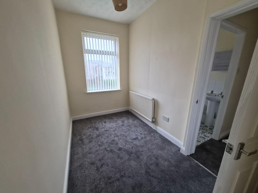 Photograph 8