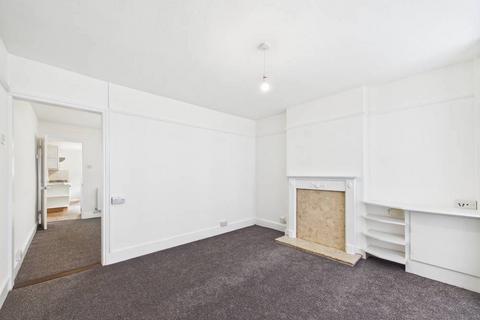 3 bedroom semi-detached house to rent, London Road, Stanway, Colchester, CO3