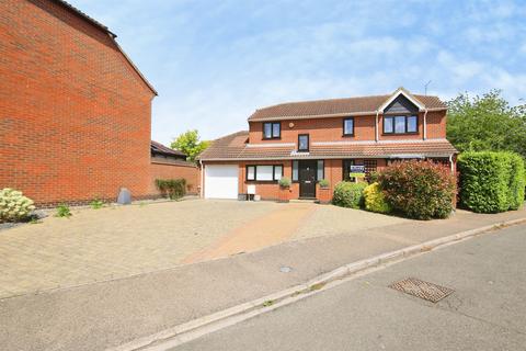 4 bedroom detached house for sale, Glenfields, Whittlesey, Peterborough