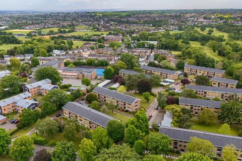 2 bedroom apartment for sale, Greenacres, Eltham, London, SE9