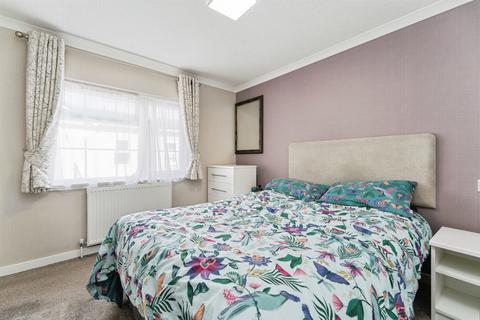 2 bedroom park home for sale, Rookery Drove, Beck Row, Bury St. Edmunds
