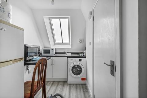 3 bedroom terraced house for sale, Wulfstan Street, London W12