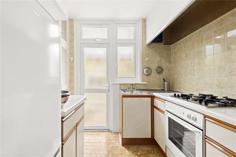 3 bedroom terraced house for sale, Badminton Road, London, SW12