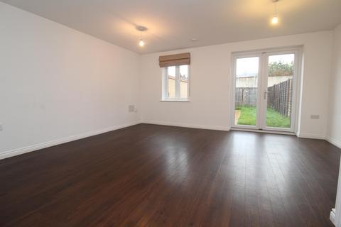 3 bedroom property to rent, Hyderabad Close, COLCHESTER, CO2