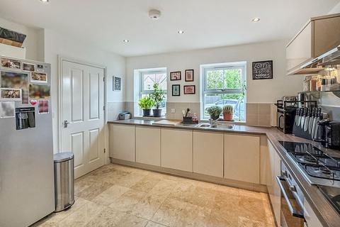3 bedroom semi-detached house for sale, Wentworth Close, Brough HU15