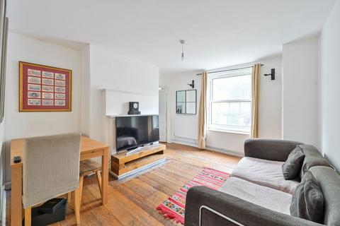 Bath Terrace, Elephant and Castle, London, SE1
