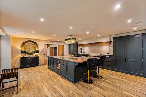 4 bedroom detached house for sale, Waltham Road, Melton Mowbray LE14