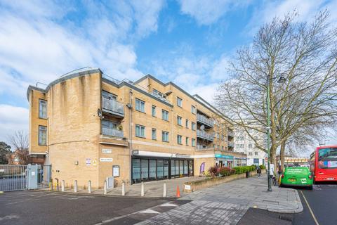 2 bedroom flat to rent, Norwood Road, West Norwood, London, SE27