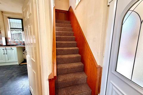3 bedroom semi-detached house for sale, Birch Avenue, Oldham