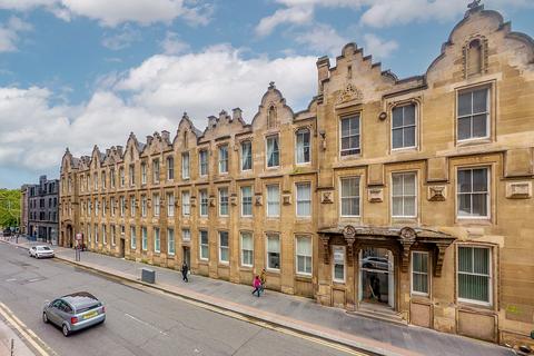 1 bedroom apartment for sale, Ingram Street, Merchant City, Glasgow City