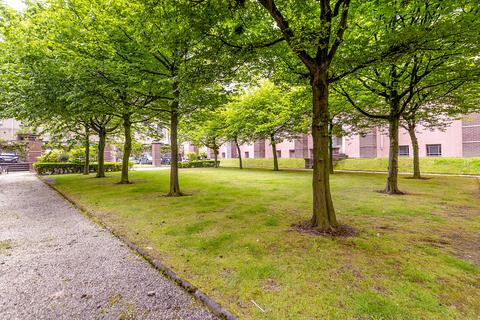 1 bedroom apartment for sale, Ingram Street, Merchant City, Glasgow City