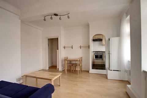 1 bedroom apartment to rent, Grove Hall Road, St Johns Wood, NW8