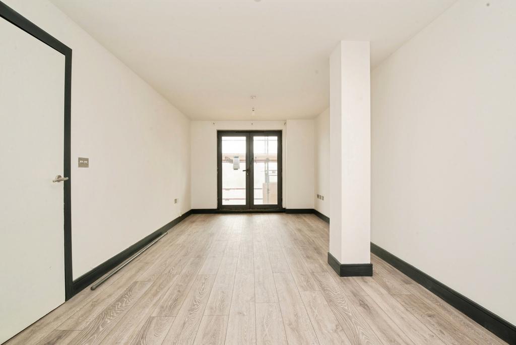 1 bedroom flat for sale