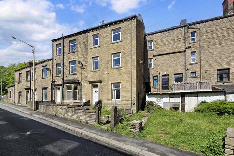 3 bedroom end of terrace house for sale, Dale Street, Huddersfield HD3