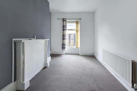 3 bedroom end of terrace house for sale, Dale Street, Huddersfield HD3