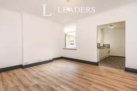3 bedroom terraced house to rent, Carter Lane, NG18