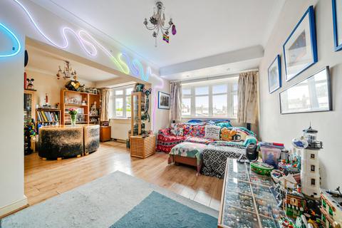 3 bedroom detached house for sale, Bloomfield Road, Bromley, BR2
