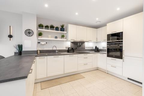 3 bedroom townhouse for sale, 16 Kettleslaw Cruik, South Queensferry, EH30 9GL
