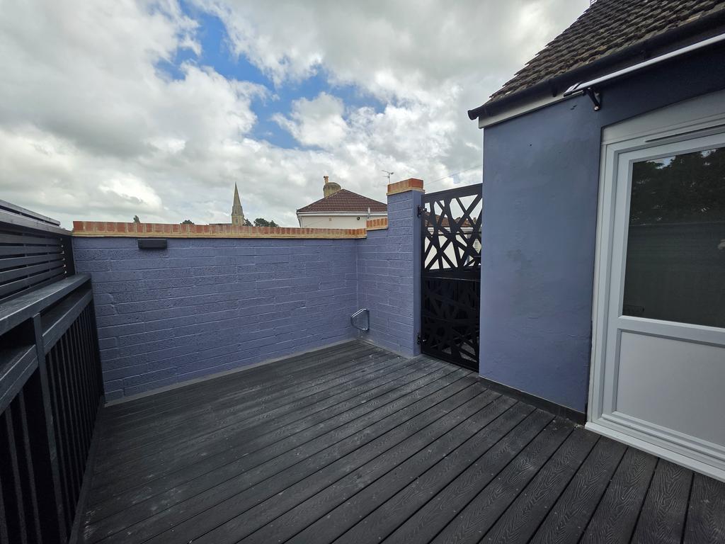 2 bedroom apartment to rent