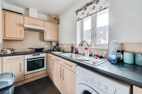 1 bedroom coach house for sale, Padstow Road, Swindon
