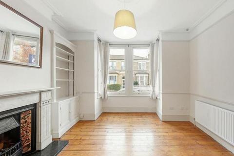 4 bedroom house to rent, Sarsfeld Road, London