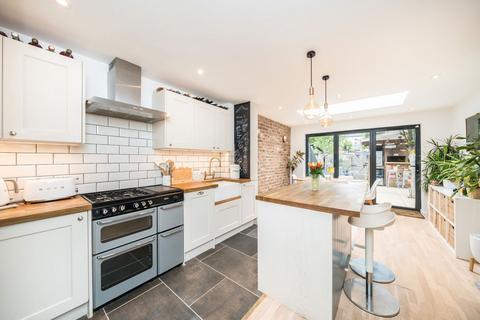 Willmore End, London SW19