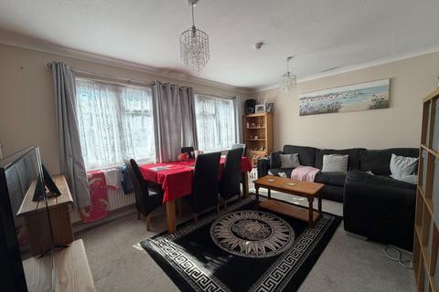 3 bedroom bungalow for sale, Pavilion Bungalow, Hook Lane, Bognor Regis, West Sussex, PO22 8AT