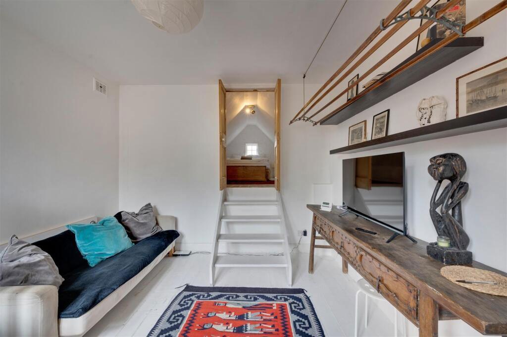 Living room, fireplace