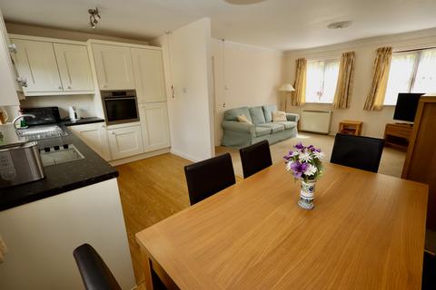 2 bedroom retirement property for sale, Carlton Court, Wells