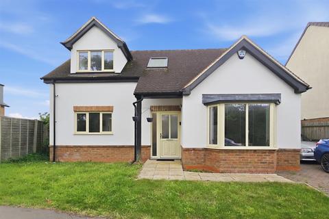 undefined, Twysdens Terrace, Herts AL9