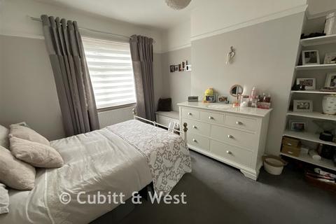 3 bedroom semi-detached house for sale, Croydon Road, Beddington, Croydon, Surrey