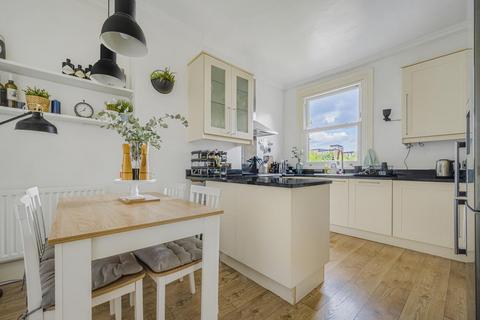 4 bedroom maisonette for sale, Queen Anne Avenue, Bromley, Kent