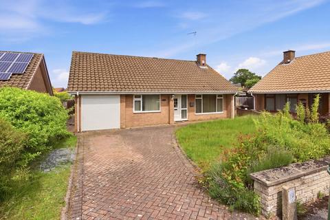 3 bedroom detached bungalow for sale, Pine Tree Close, Worksop, S80